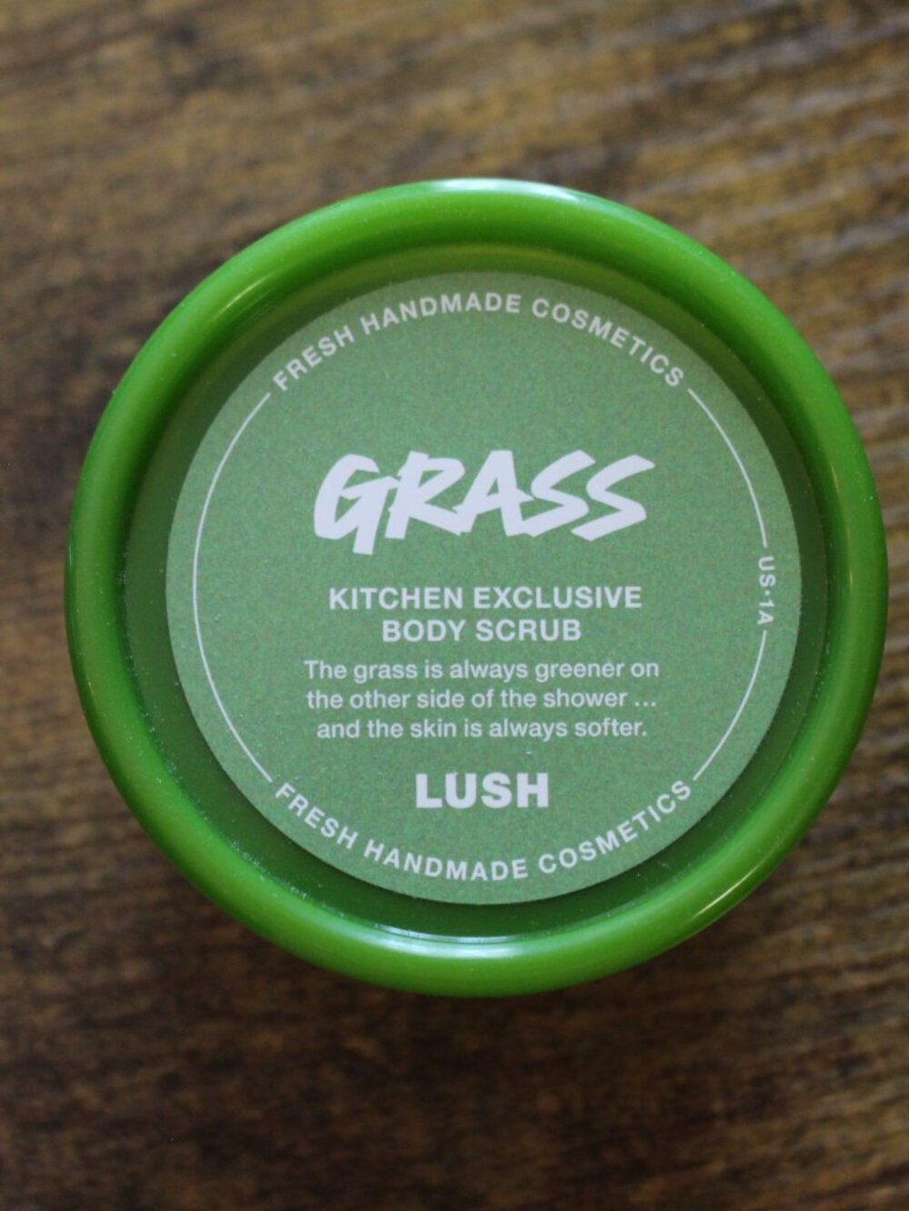 Grass Body Scrub - Lush Kitchen Exclusive